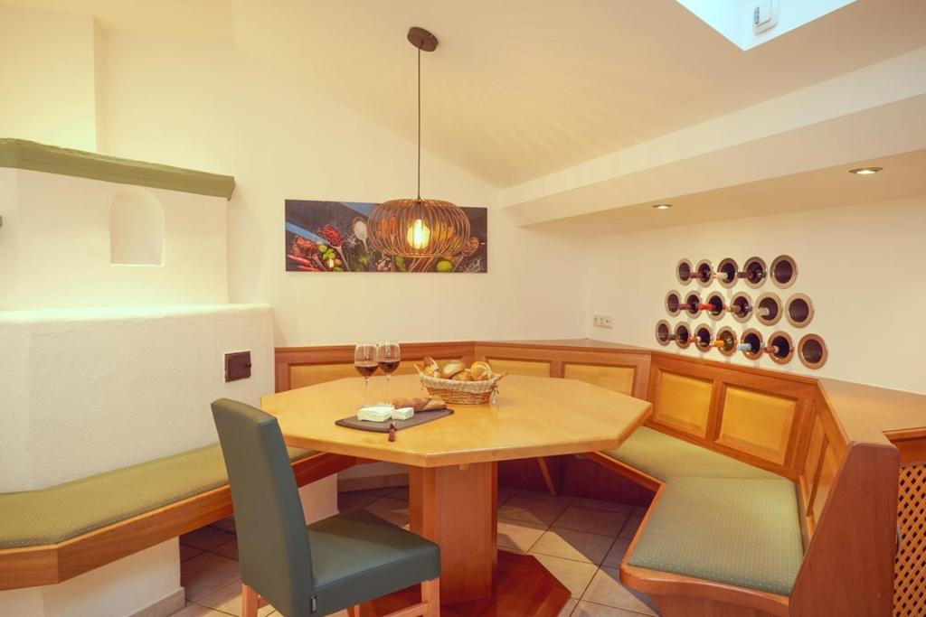 Hotel Seeblick & Ferienwohnung Bad Endorf Kültér fotó
