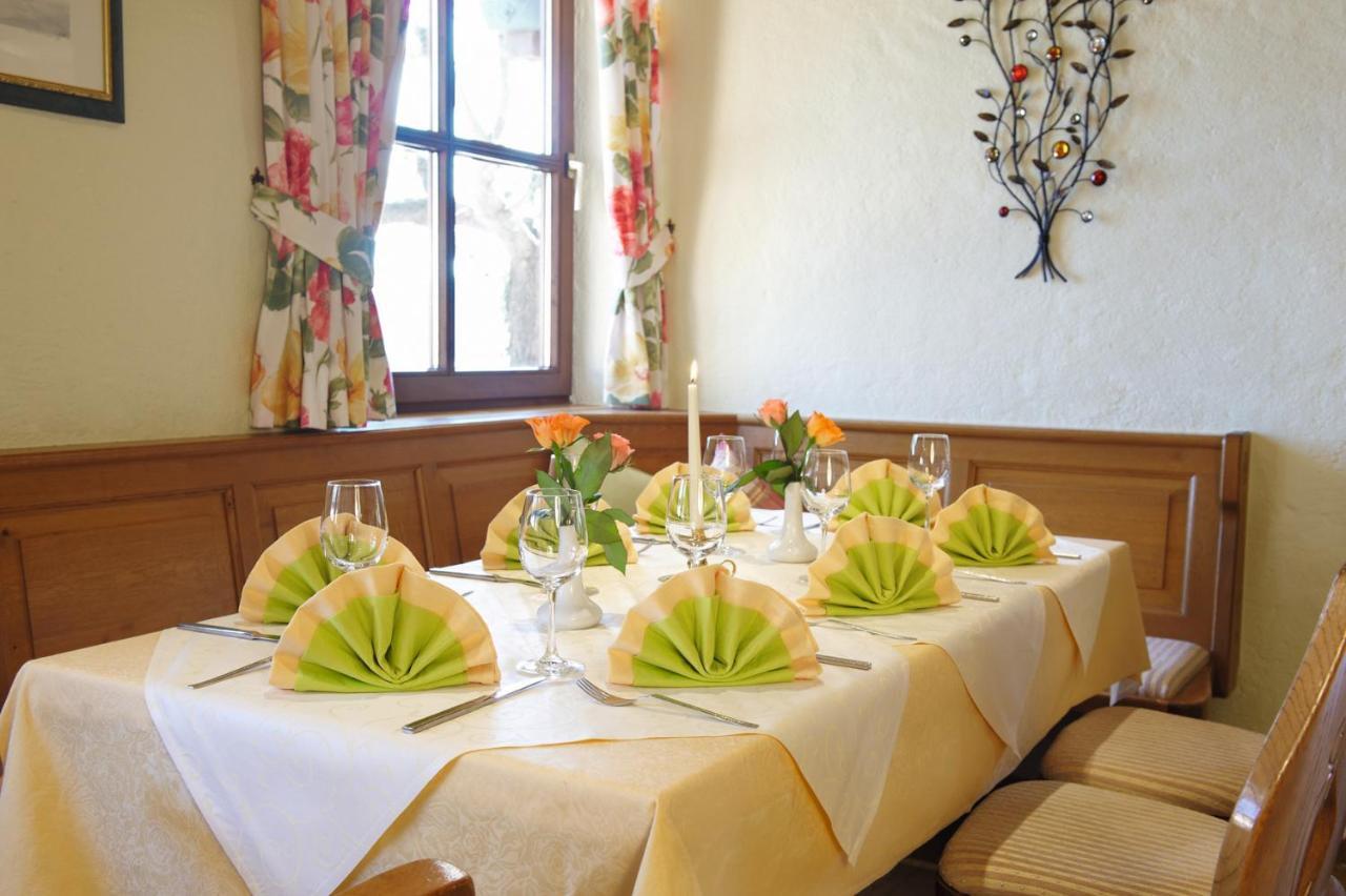 Hotel Seeblick & Ferienwohnung Bad Endorf Kültér fotó